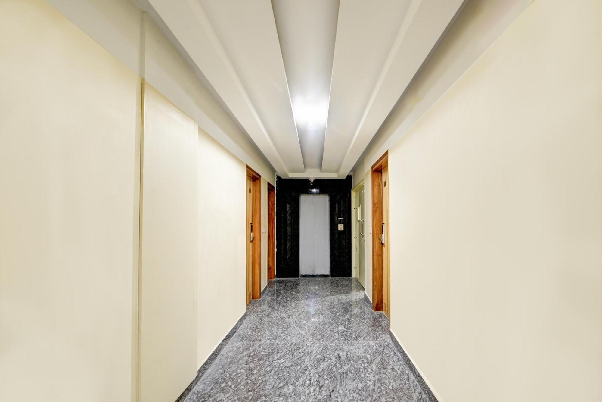 Hotel Guru Preet # Premium Rooms # Family Hotel # New Delhi Railway Station # Customer'S Favourite Hotel # Near To Tourist Places - India Gate, Jama Masjid , Red Fort, Chandni Chawk, Connaught Place, Karol Bagh Hotel